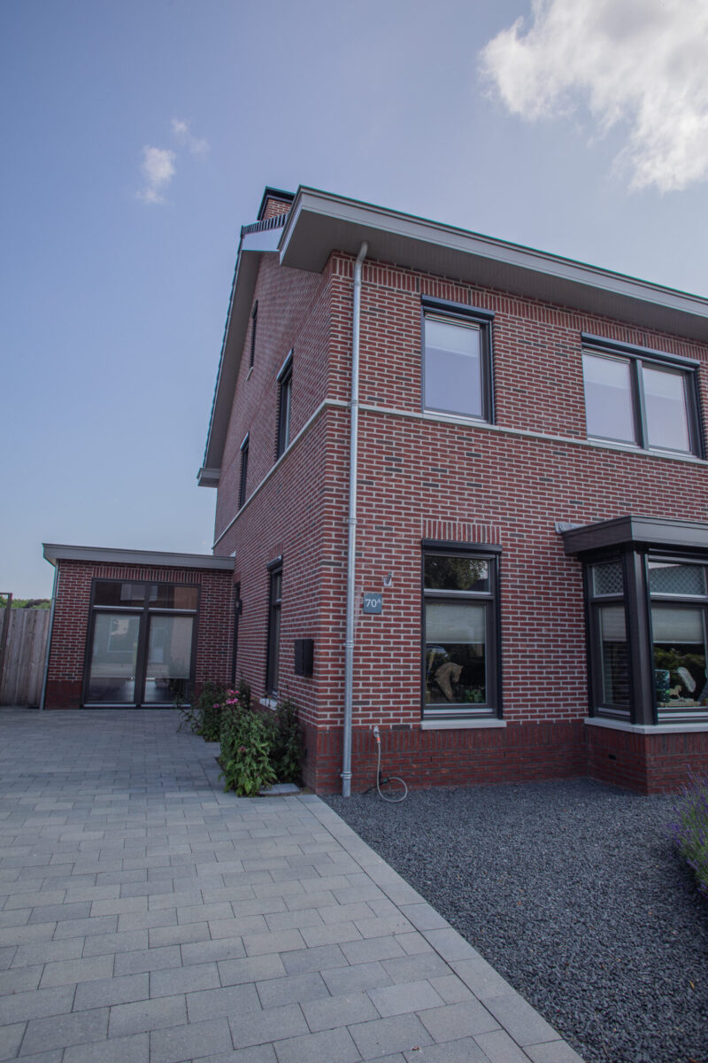 Twee-onder-een-kapwoning - Elst