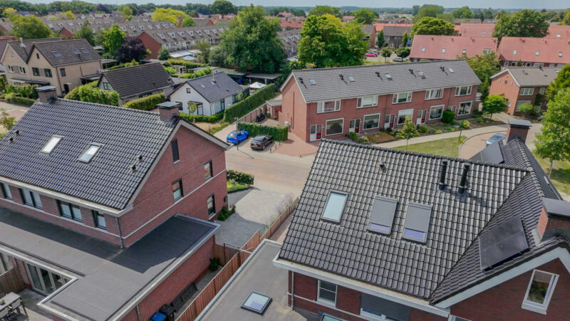 Twee-onder-een-kapwoning - Elst