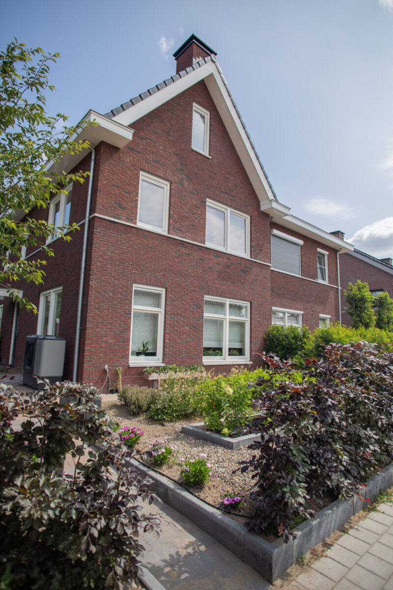 Twee-onder-een-kapwoning - Elst