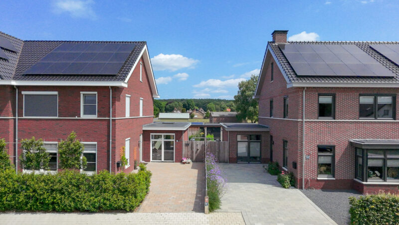 Twee-onder-een-kapwoning - Elst